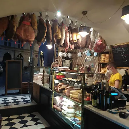 Апартаменты Little Перуджа